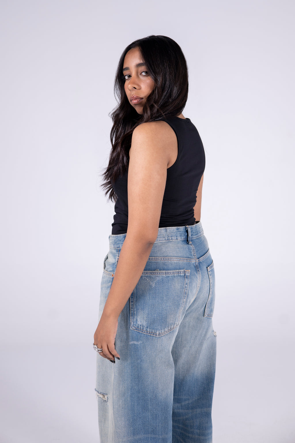 Thick Strap Crew Neck Top